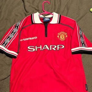 UMBRO - Manchester United ‘BECKHAM’ 98/99 Home Kit